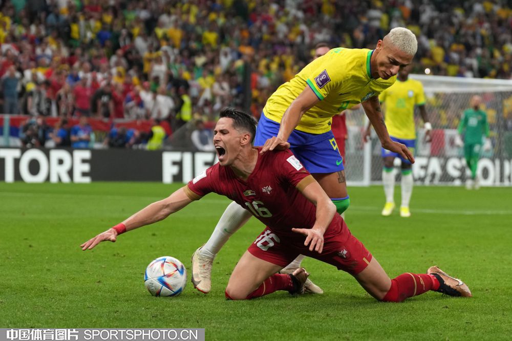 让球迷们感 让球迷们感